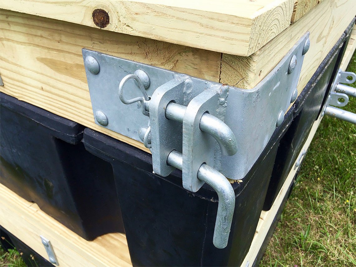Non - Articulating Double Pin Corner Male - American Muscle Docks & Fabrication
