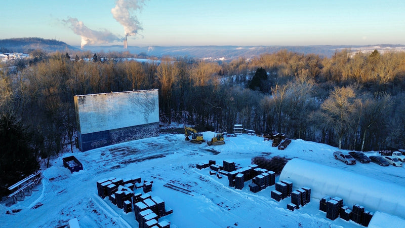 Blue Moon Drive-In American Muscle Docks Tribute