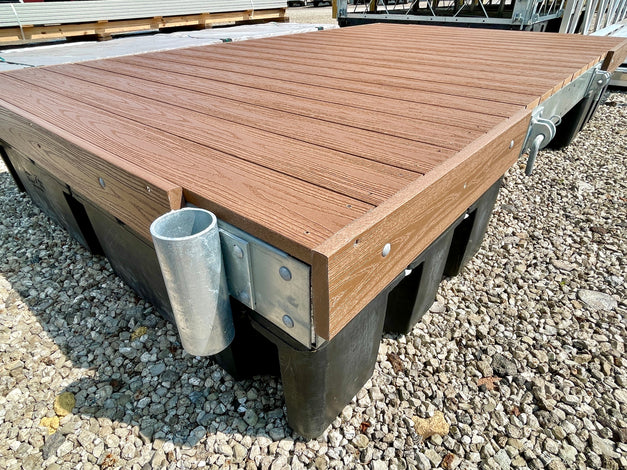 composite floating dock with heay duty hardware built by American Muscle Docks